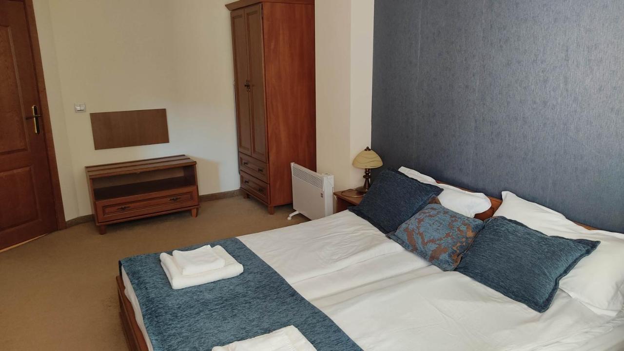 Annett Apartments At Emerald Hotel بانسكو المظهر الخارجي الصورة
