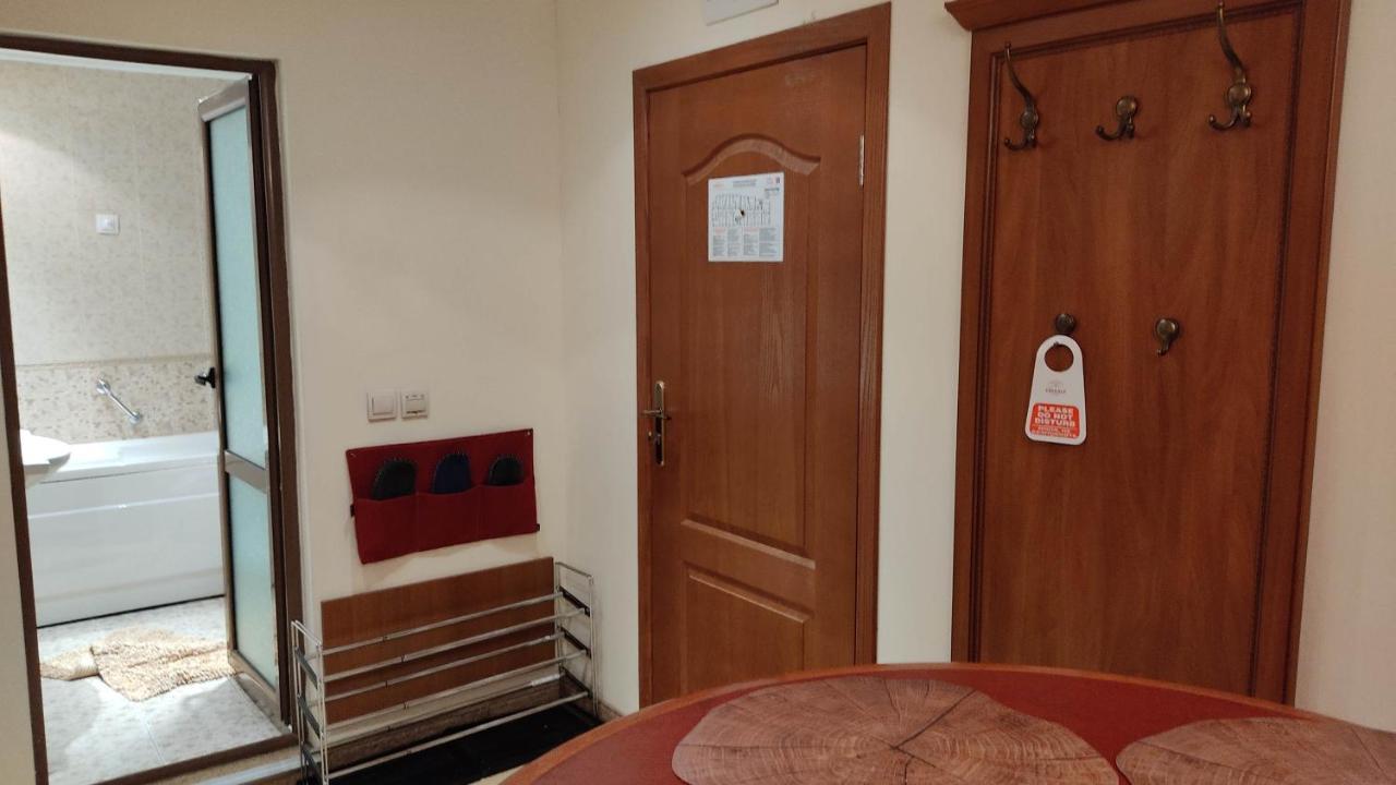 Annett Apartments At Emerald Hotel بانسكو المظهر الخارجي الصورة