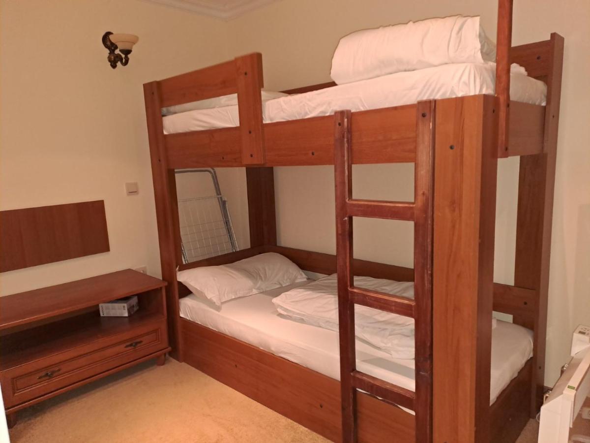 Annett Apartments At Emerald Hotel بانسكو المظهر الخارجي الصورة